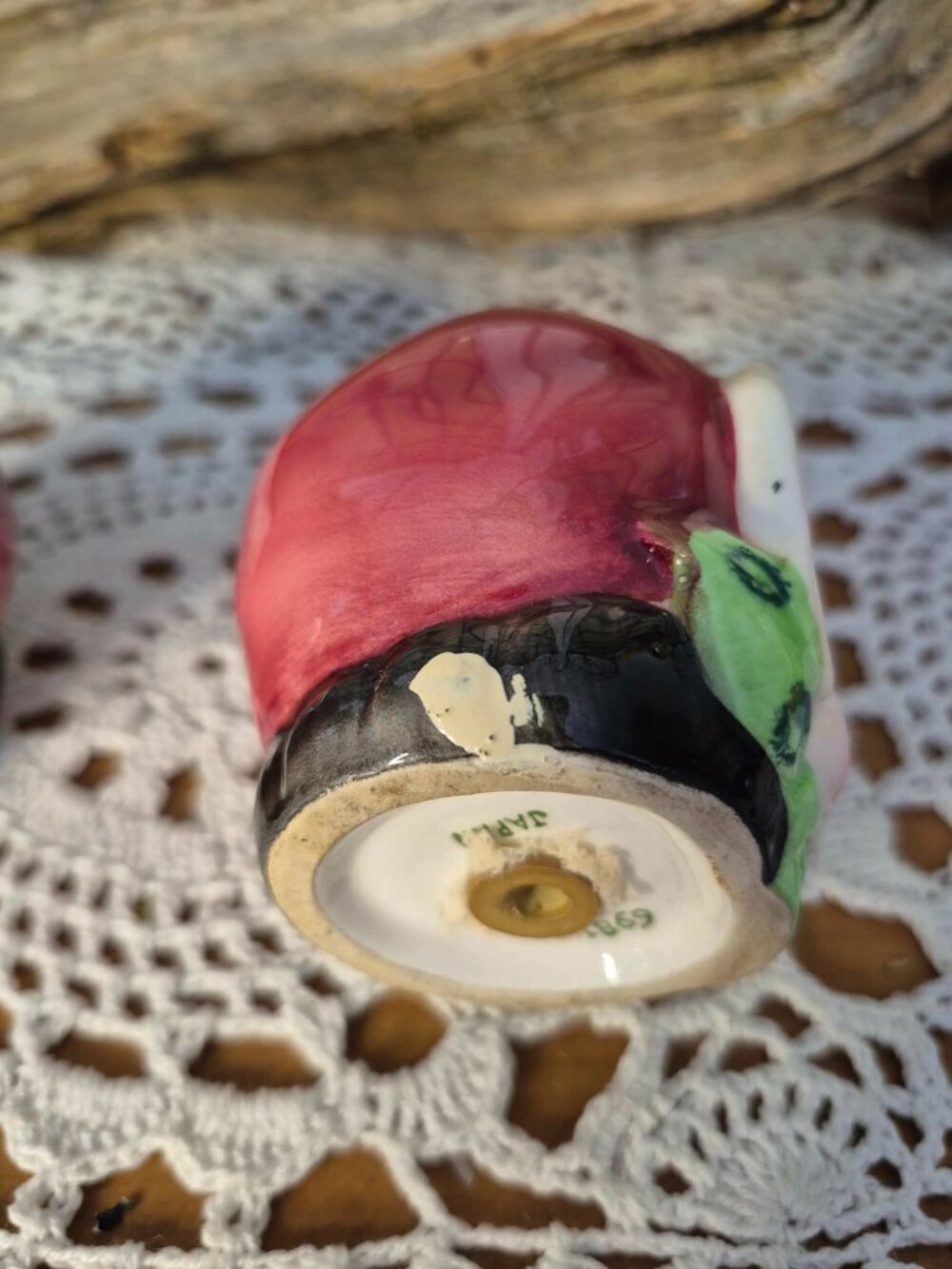 LEFTON 1950s Vintage Red Pixie Elf Salt & Pepper Shakers - Picture 9 of 12